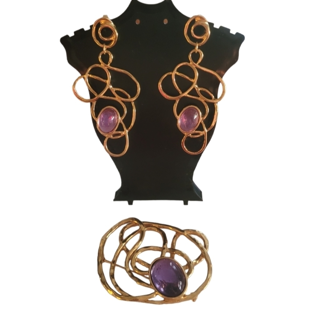 Vintage Avon Gold Tone Abstract Swirl‎ Purple Cabochon Brooch and Earring Set